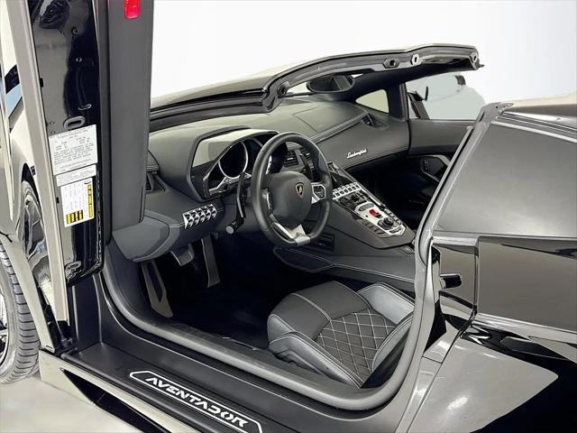 2016 Lamborghini Aventador LP700-4