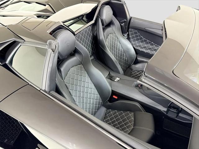 2016 Lamborghini Aventador LP700-4