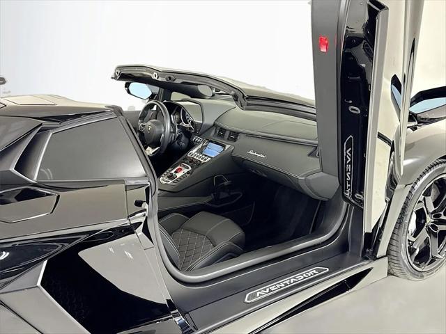 2016 Lamborghini Aventador LP700-4