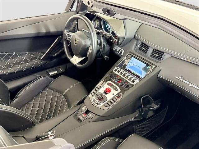 2016 Lamborghini Aventador LP700-4