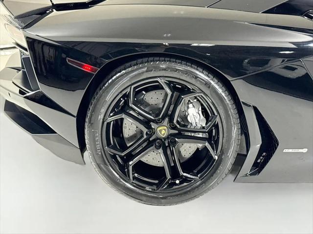 2016 Lamborghini Aventador LP700-4
