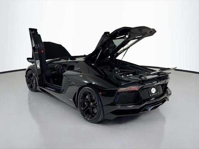 2016 Lamborghini Aventador LP700-4