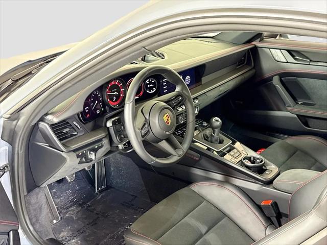 2023 Porsche 911 Carrera GTS
