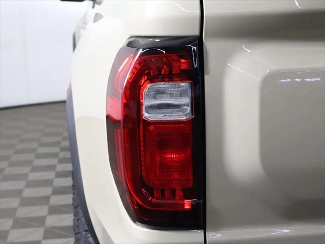 2023 GMC Canyon 4WD Crew Cab Short Box AT4X