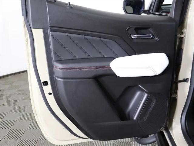 2023 GMC Canyon 4WD Crew Cab Short Box AT4X