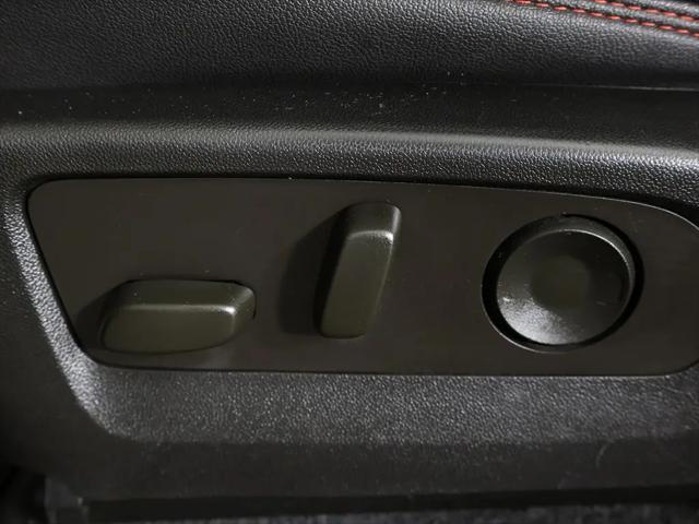 2023 GMC Canyon 4WD Crew Cab Short Box AT4X