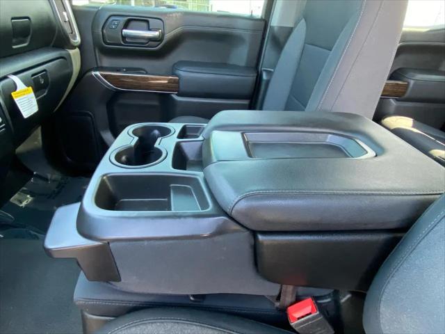 2022 GMC Sierra 1500 Limited 4WD Crew Cab Short Box Elevation with 3VL