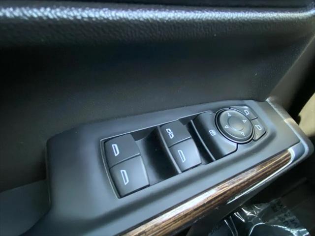 2022 GMC Sierra 1500 Limited 4WD Crew Cab Short Box Elevation with 3VL