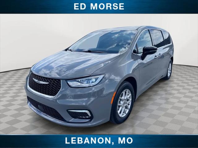 2025 Chrysler Pacifica Select for sale in Lebanon, MO