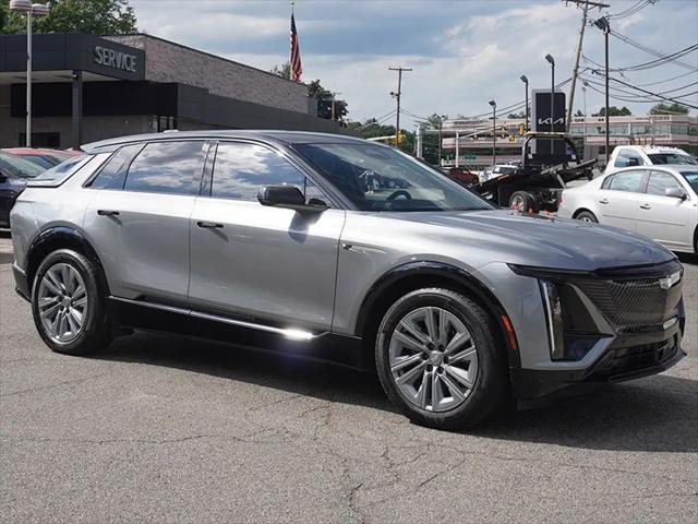 2024 Cadillac iQ Tech w/1SA
