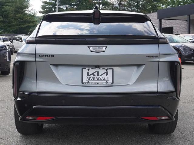 2024 Cadillac iQ Tech w/1SA