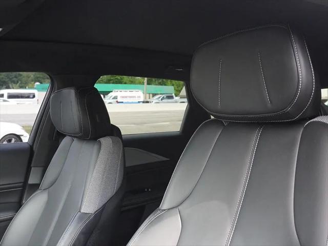 2024 Cadillac iQ Tech w/1SA