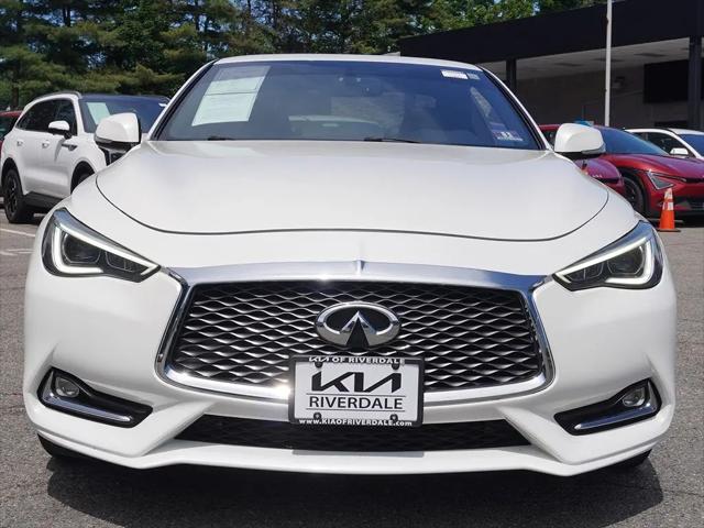 2017 INFINITI Q60 2.0t Premium