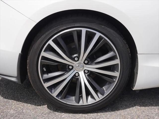 2017 INFINITI Q60 2.0t Premium