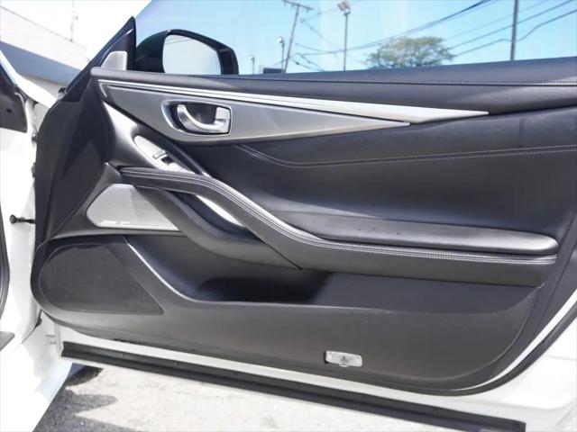 2017 INFINITI Q60 2.0t Premium