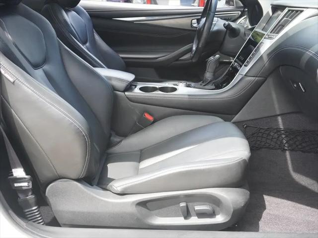 2017 INFINITI Q60 2.0t Premium
