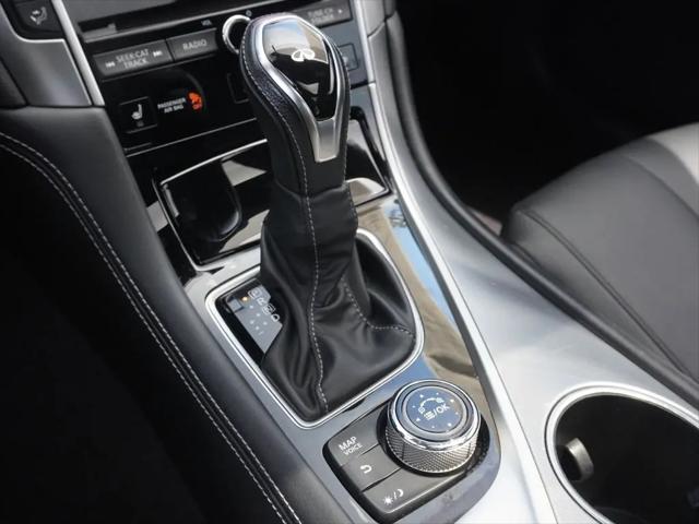 2017 INFINITI Q60 2.0t Premium