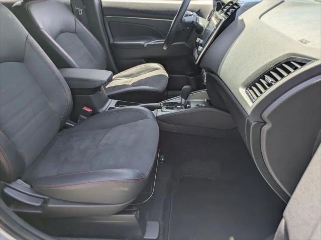 2025 Mitsubishi Outlander Sport 2.0 SE AWC