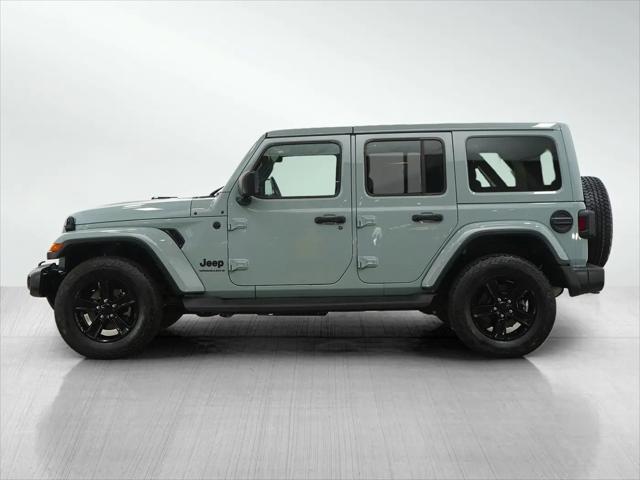 2023 Jeep Wrangler 4-Door Sahara Altitude 4x4