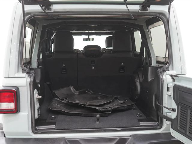 2023 Jeep Wrangler 4-Door Sahara Altitude 4x4