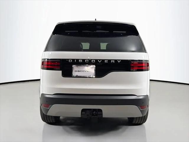 2026 Land Rover Discovery S