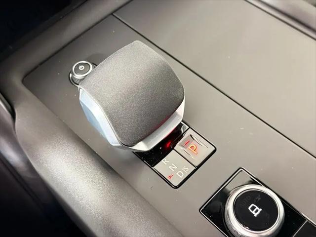 2026 Land Rover Discovery S