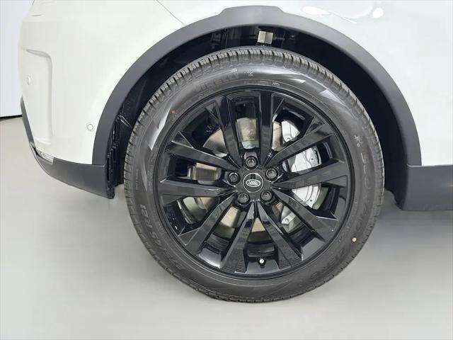 2026 Land Rover Discovery S
