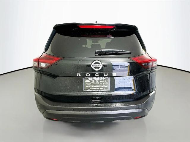 2021 Nissan Rogue S FWD