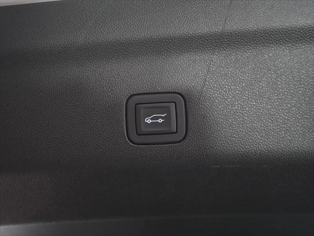 2025 GMC Yukon XL 4WD Denali