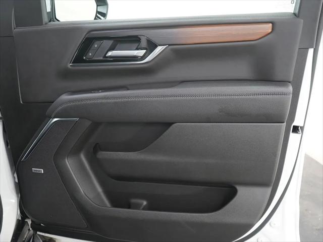 2025 GMC Yukon XL 4WD Denali