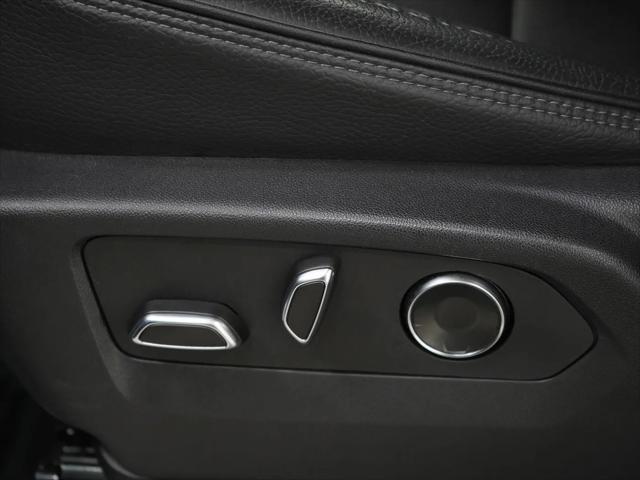 2025 GMC Yukon XL 4WD Denali
