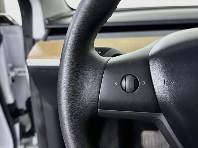 2020 Tesla Model 3 Standard Range Rear-Wheel Drive