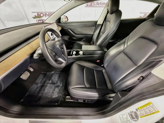 2020 Tesla Model 3 Standard Range Rear-Wheel Drive