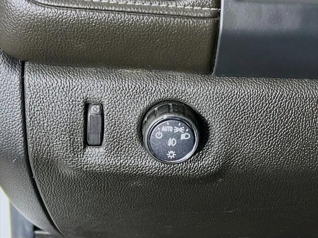 2022 GMC Canyon 2WD Crew Cab Short Box Elevation