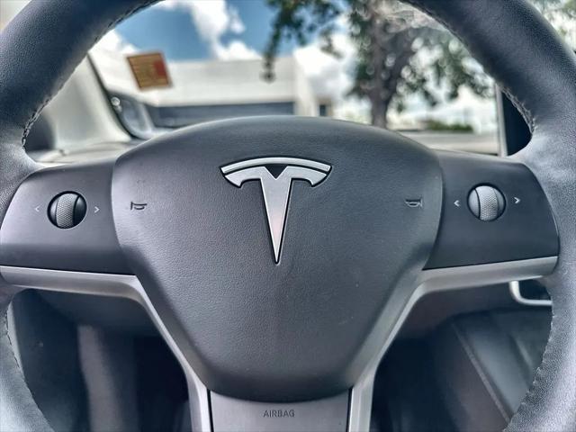 2025 Tesla Model Y Long Range Dual Motor All-Wheel Drive