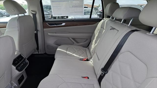 2026 Volkswagen Atlas SE with Technology