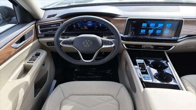 2026 Volkswagen Atlas SE with Technology