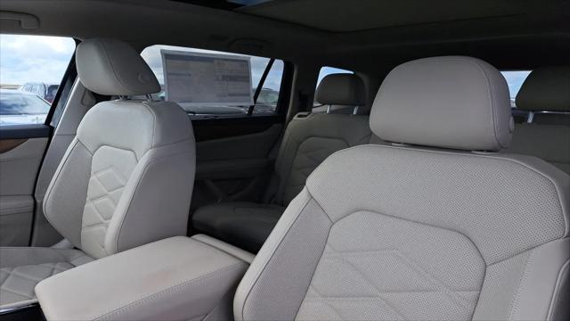 2026 Volkswagen Atlas SE with Technology