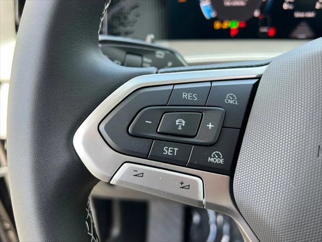 2025 Volkswagen Tiguan 2.0T SE