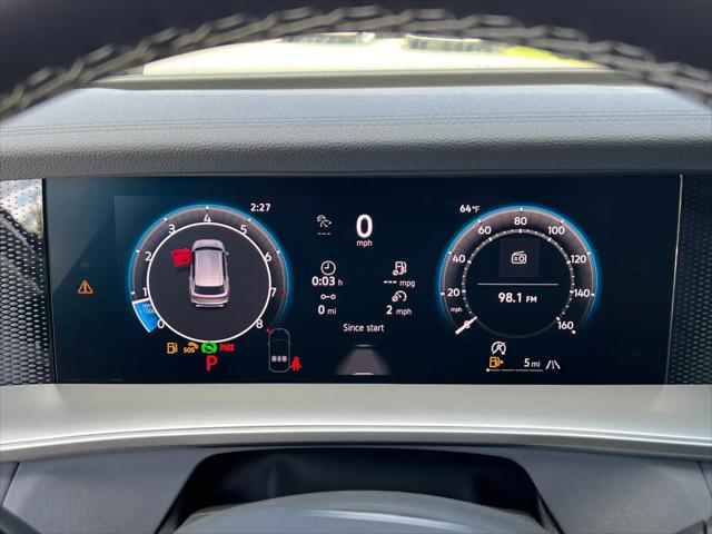 2025 Volkswagen Tiguan 2.0T SE