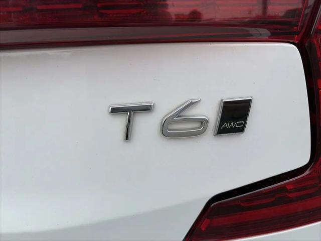 2021 Volvo S60 T6 Momentum