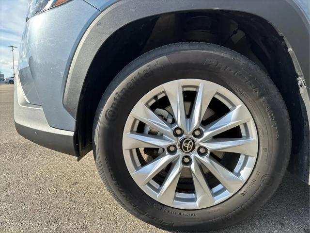 2023 Toyota Corolla Cross LE