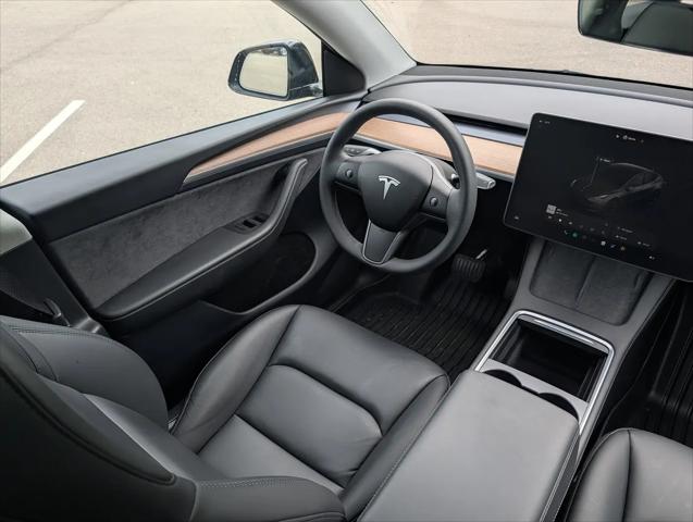 2024 Tesla Model Y Long Range Dual Motor All-Wheel Drive