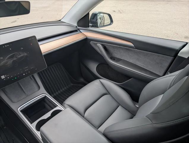 2024 Tesla Model Y Long Range Dual Motor All-Wheel Drive