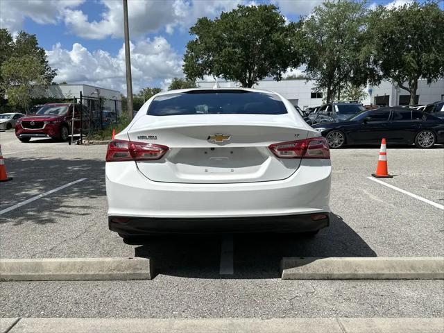 2022 Chevrolet Malibu FWD LT