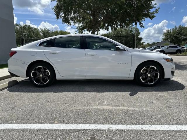 2022 Chevrolet Malibu FWD LT