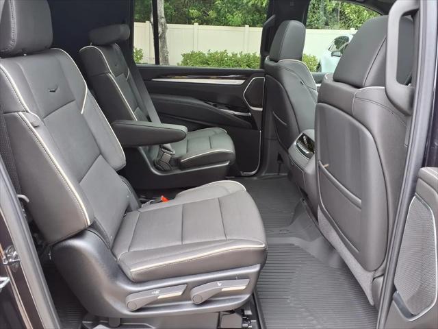 2026 Cadillac Escalade ESV Luxury