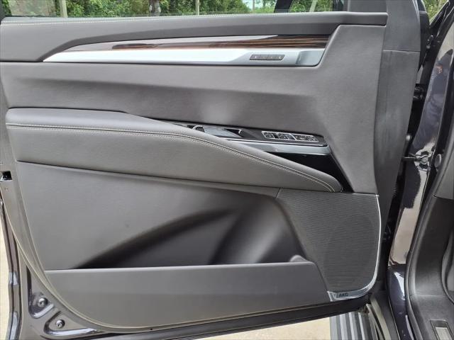 2026 Cadillac Escalade ESV Luxury