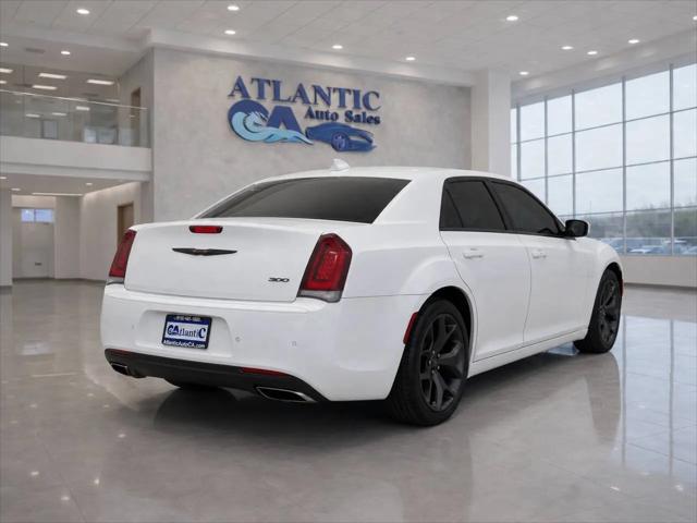 2021 Chrysler 300 300S