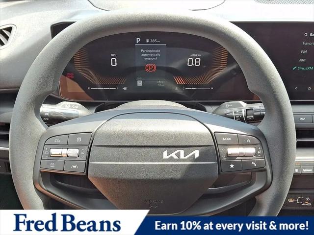 2026 Kia K4 LX